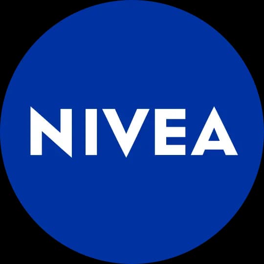Logotyp marki Nivea - klient AM Management - logotyp klienta